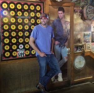 Meet your Posher, Josh